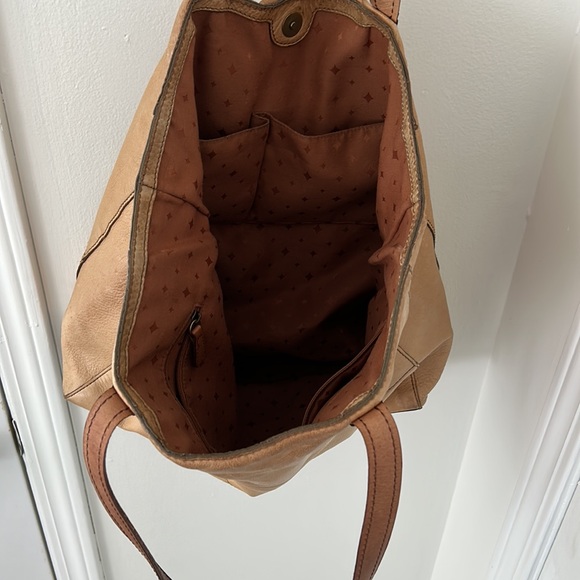 FOSSIL leather purse - Picture 2 of 4